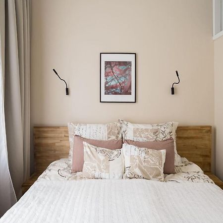 Sunrise Lounge Corvin 63M2 Ac Apartman Budapest Kültér fotó