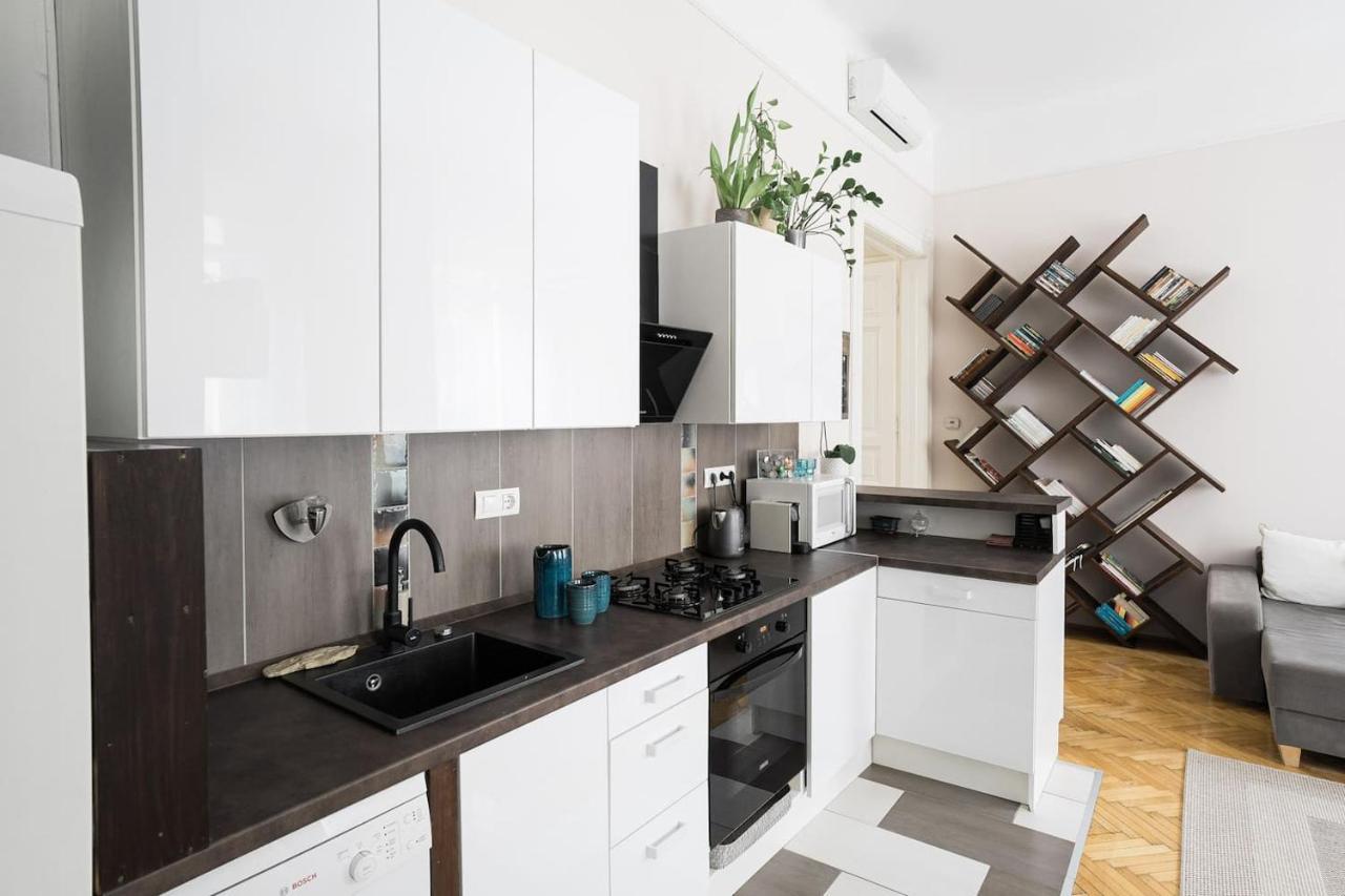 Sunrise Lounge Corvin 63M2 Ac Apartman Budapest Kültér fotó