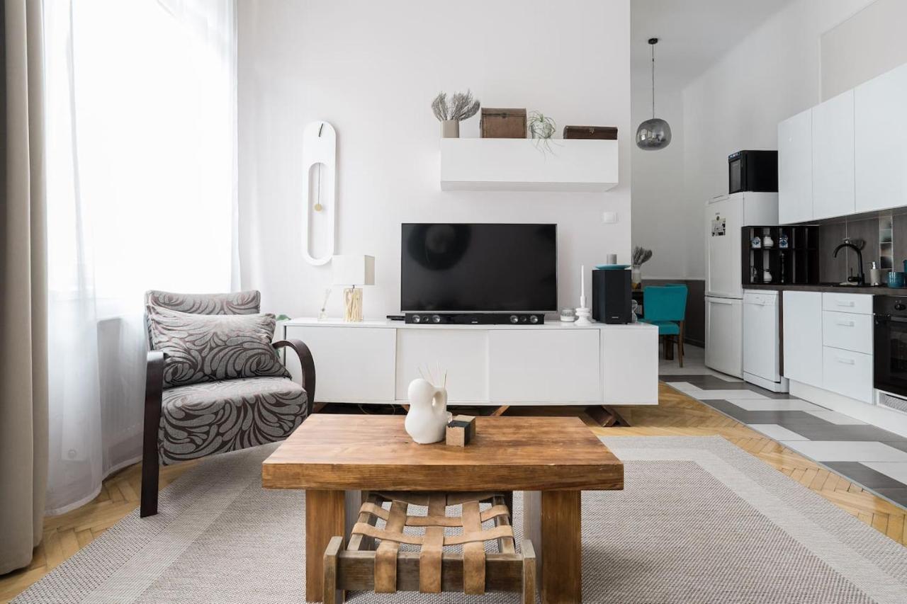 Sunrise Lounge Corvin 63M2 Ac Apartman Budapest Kültér fotó