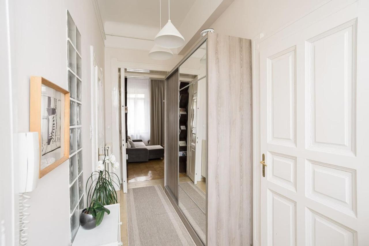 Sunrise Lounge Corvin 63M2 Ac Apartman Budapest Kültér fotó